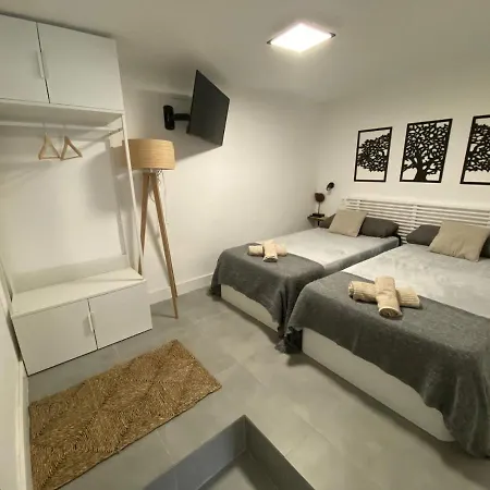 Апартаменти Duplex 2 Dorm / 2 Wc *