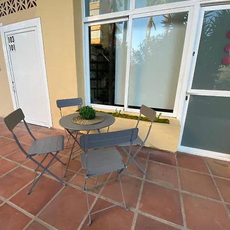 Apartamento Duplex 2 Dorm / 2 Wc