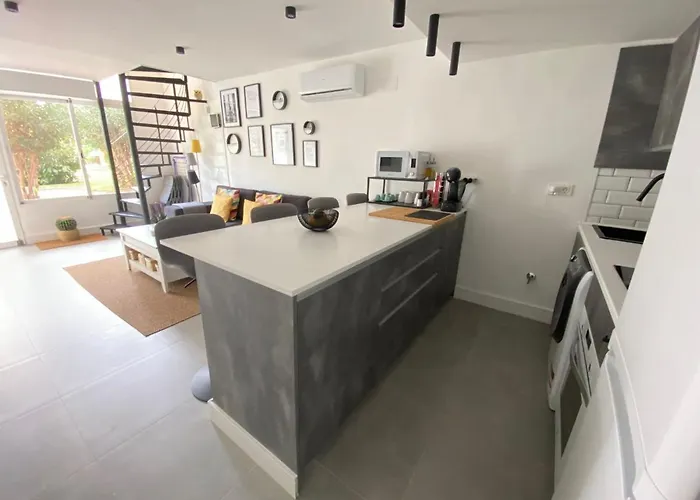 Duplex 2 Dorm / 2 Wc