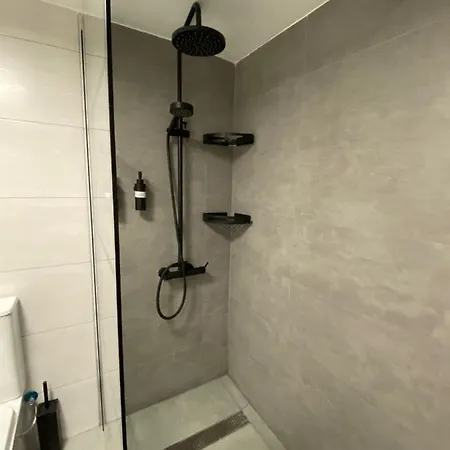 アパート Duplex 2 Dorm / 2 Wc